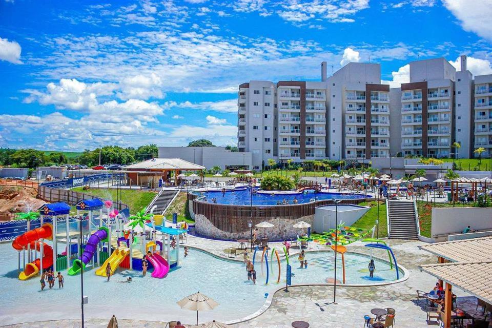 Lagoa Eco Towers Star Temporada Apartamento